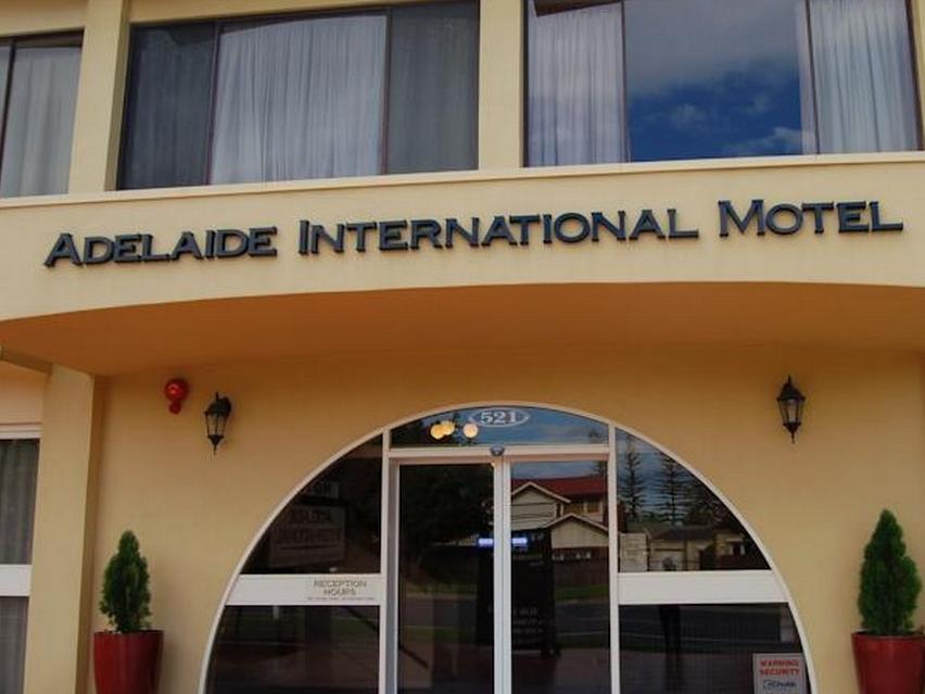 Adelaide International Motel Bagian luar foto