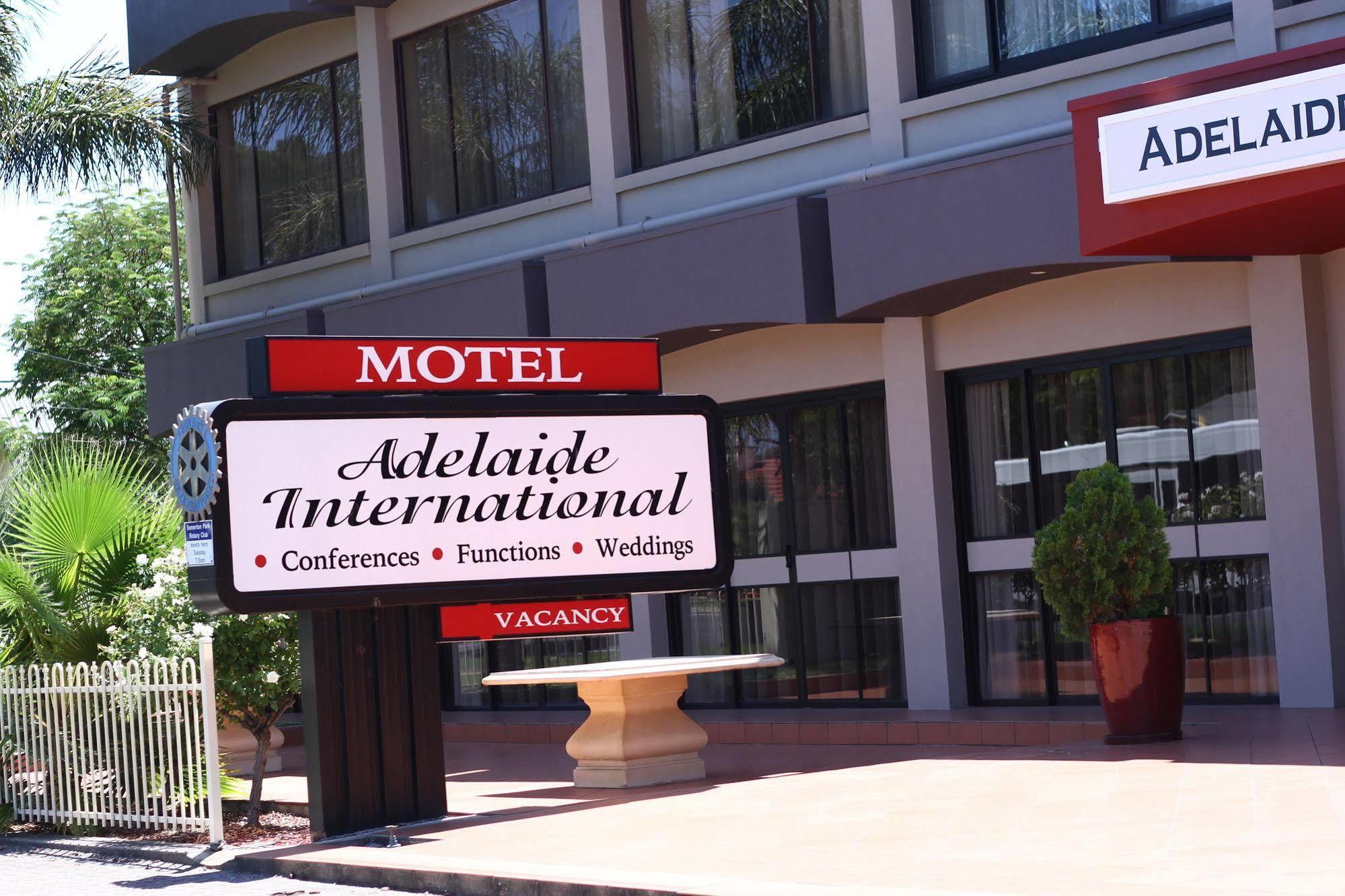 Adelaide International Motel Bagian luar foto
